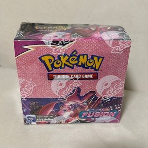 Fusion Strike Booster Box